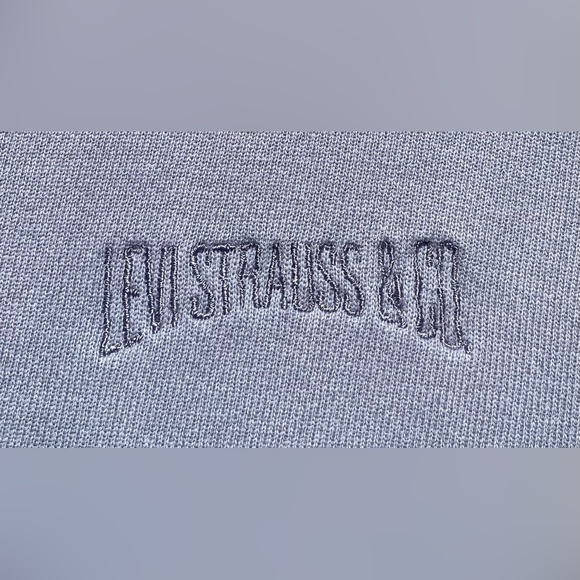 Vintage 80’s Levi’s Embroidered Blank Lavender Sweatshirt Men’s Large USA Made - Picture 8 of 10